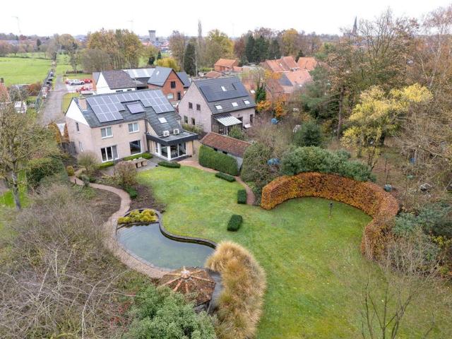 Villa te koop voor 849000 euro met 6 slaapkamers