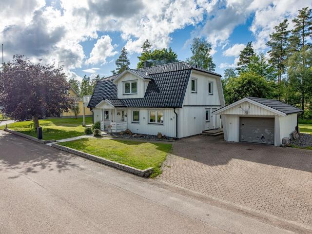 Villa till salu i Unnaryd Rönnvägen 6 | Länsförsäkringar Fastighetsförmedling