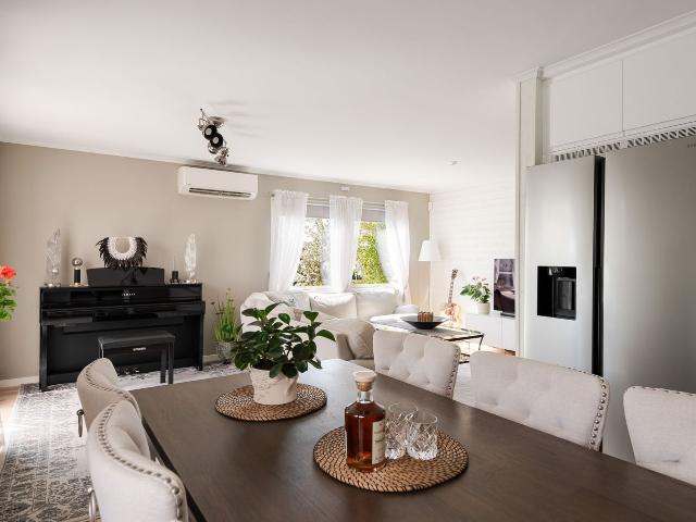 Villa till salu i Vadstena Svelviksvägen 35 | Länsförsäkringar Fastighetsförmedling