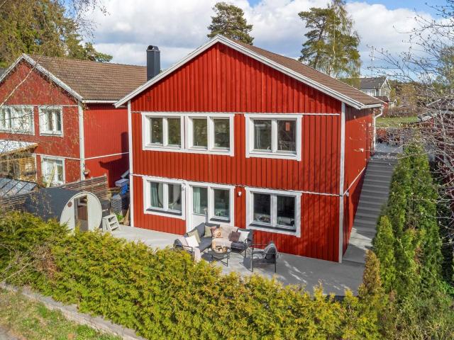 Villa till salu i Vällingby Torplyckegränd 100 | Länsförsäkringar Fastighetsförmedling