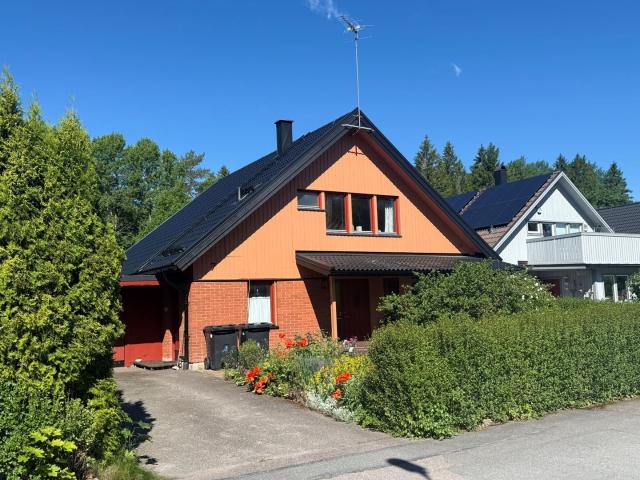 Villa till salu i Bälinge Odalvägen 7 | Länsförsäkringar Fastighetsförmedling