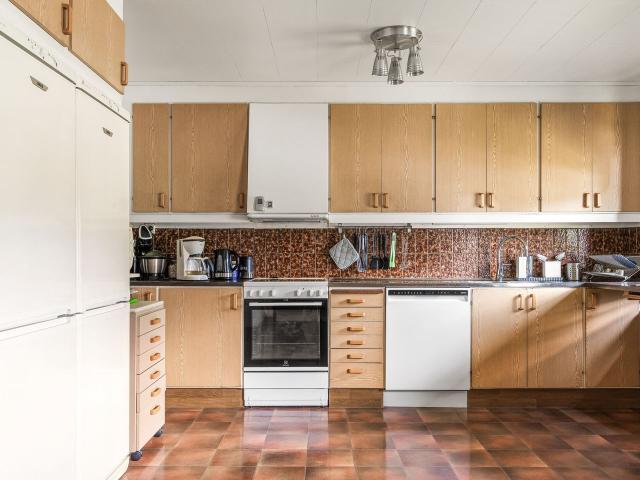 Villa till salu i Gällstad Holmavägen 9 | Länsförsäkringar Fastighetsförmedling