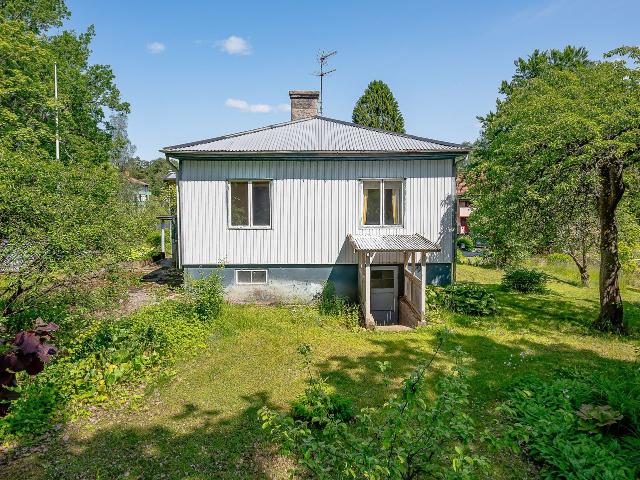 Villa till salu i Hälleforsnäs Linnévägen 4 | Länsförsäkringar Fastighetsförmedling