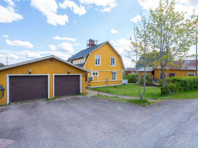 Villa till salu i Järbo Åkaregatan 6 | Länsförsäkringar Fastighetsförmedling