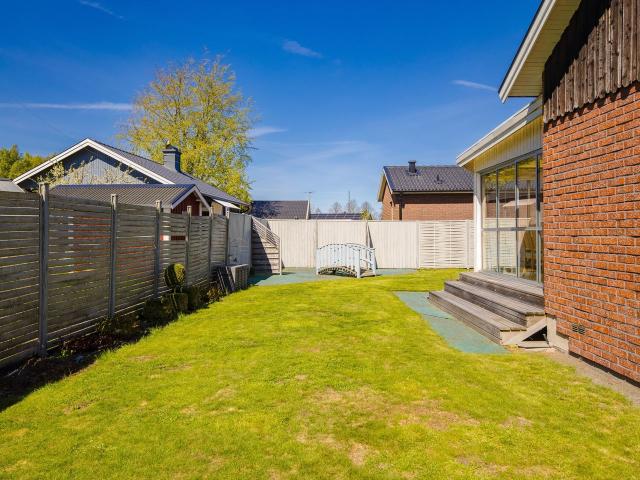 Villa till salu i Lidköping Stavgatan 11 | Länsförsäkringar Fastighetsförmedling