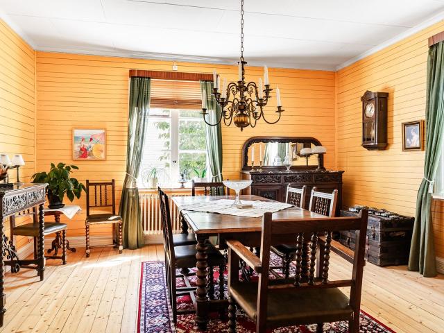 Villa till salu i Mariestad Västra Grevilligatan 4 | Länsförsäkringar Fastighetsförmedling