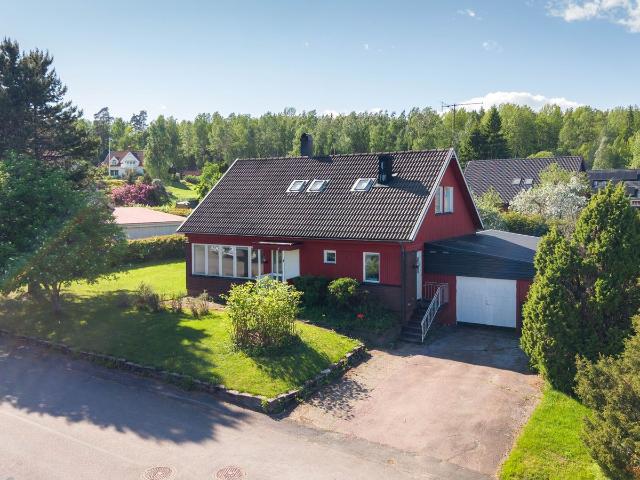 Villa till salu i Molkom Syrsevägen 4 | Länsförsäkringar Fastighetsförmedling