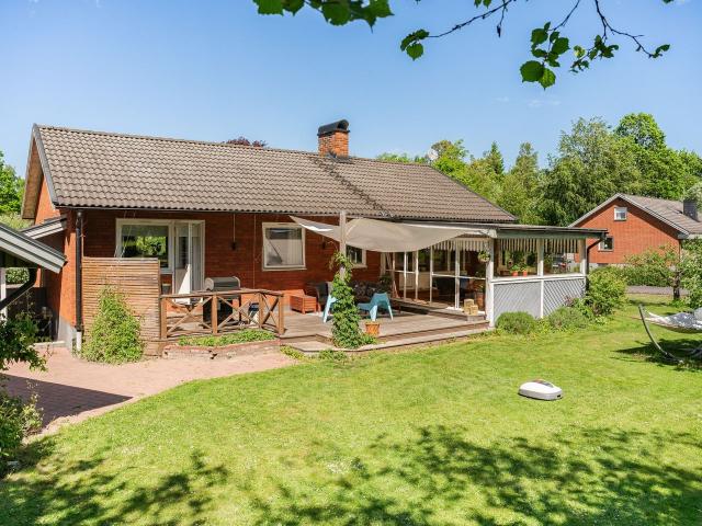 Villa till salu i Osby Solhemsgatan 3 | Länsförsäkringar Fastighetsförmedling