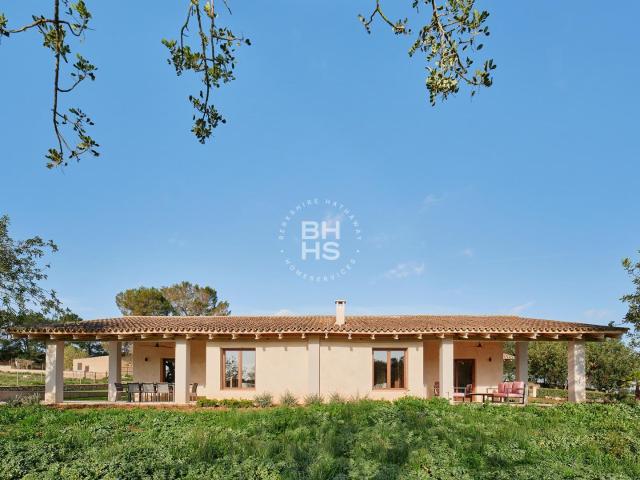 Villa to rent in Randa