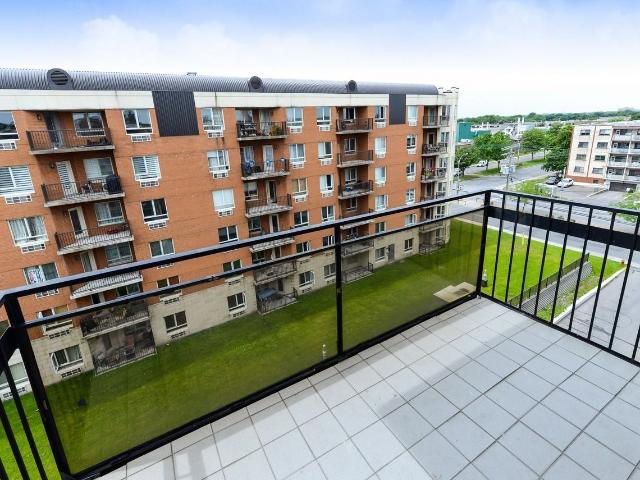 Villa Topaze 2 Bedroom Apartment for Rent at 390 Boul De La Côte Vertu, Montréal, QC H4N 1E3 Chameran