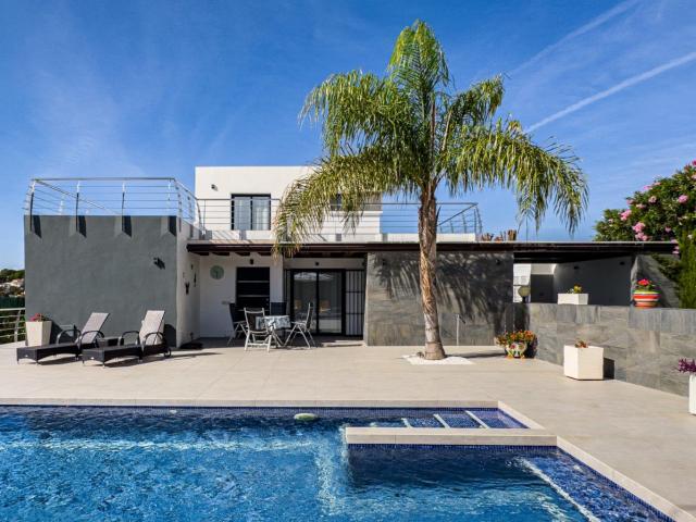 Villa totalmente reformada en Benissa, exactamente el la zon. 160m² Benissa