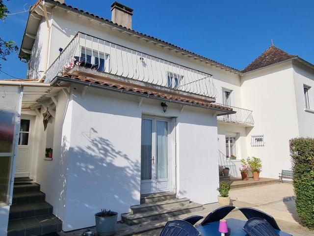 Villa tout confort 160m² Saint Pardoux la Rivière