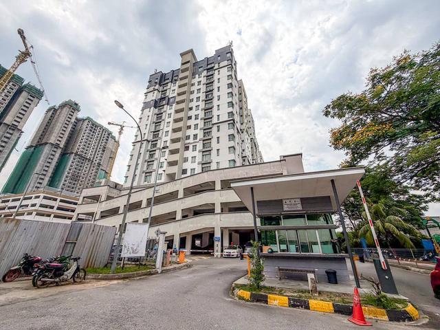 Villa Tropika Apartment Sungai Tangkas Kajang