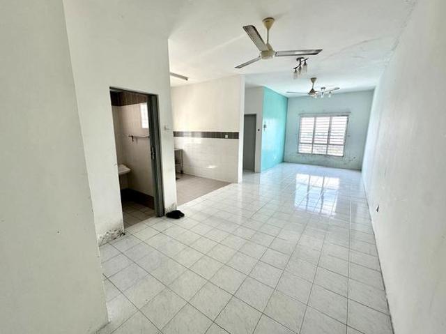 Villa Tropika Apartment Sungai Tangkas Kajang