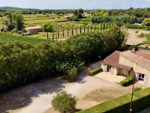 Villa traditionnelle avec piscine