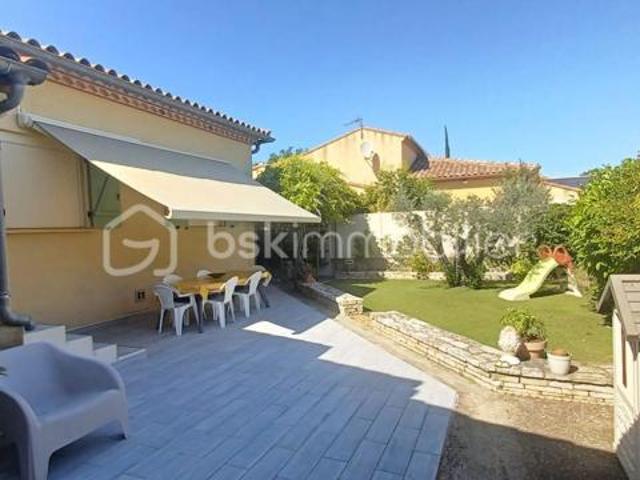 VILLA TRADITIONNELLE + STUDIO A VENDRE