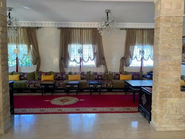 Villa très haut standing. À vendre