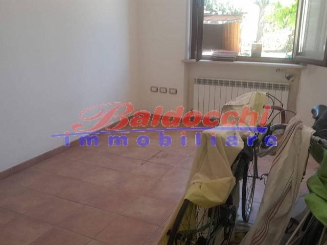 Villa trifamiliare in vendita a Fano