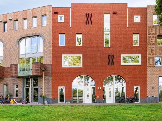 Villa, tussenwoning te huur in Utrecht