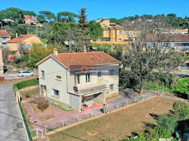 Villa Type 4/5 avec Terrain 638m² 83390 Pierrefeu