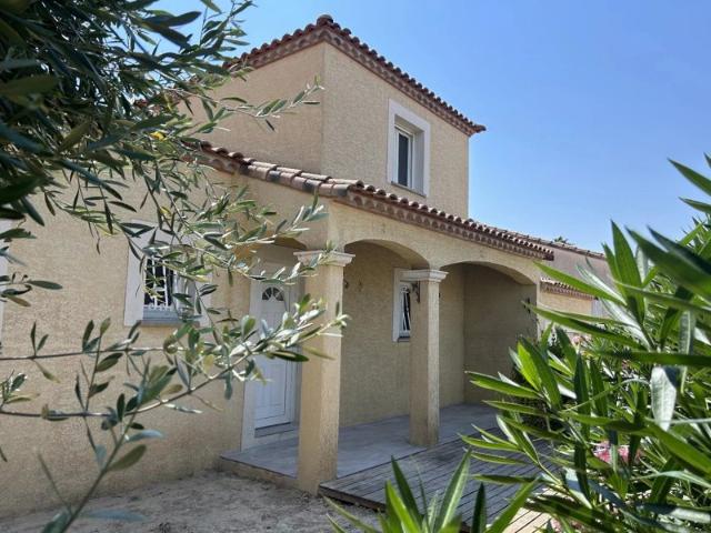 VILLA TYPE 4 SUR 387 M² DE TERRAIN