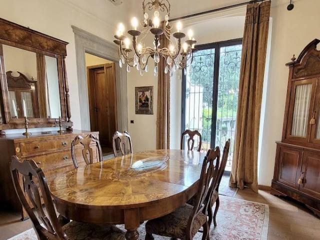 Villa unifamigliare di 250 mq a Firenze