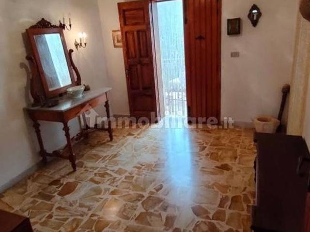 Villa unifamiliare corso Giuseppe Mazzini, Via Ludovico, Corso Umberto I, Vittorio Emanuele, Ostuni