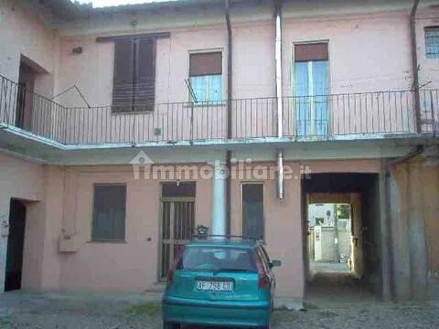 Villa unifamiliare, buono stato, 75 m², Bernate Ticino