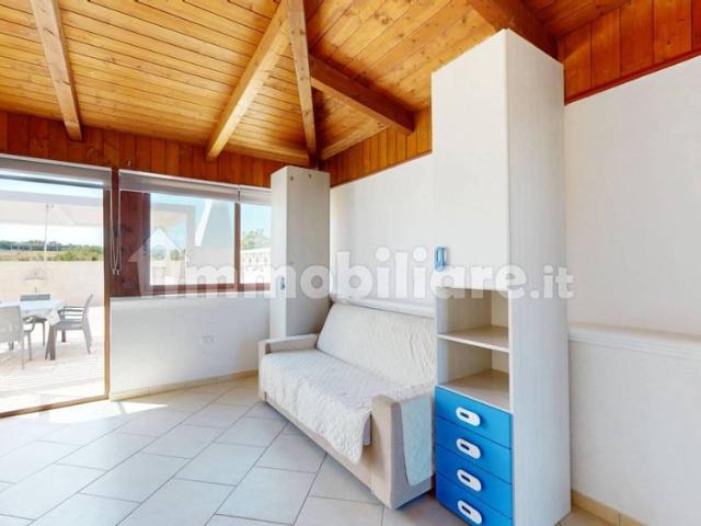 Villa unifamiliare, buono stato, 90 m², Carovigno