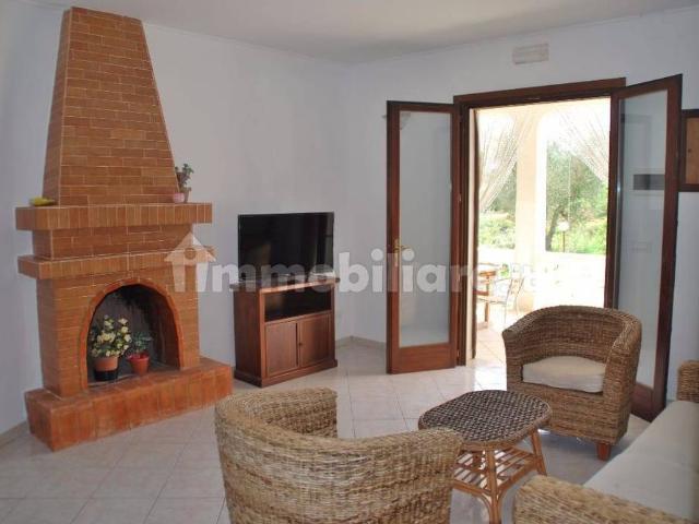 Villa unifamiliare Fumarola, Campanile, Fumarola, Cavalleriza, Ostuni