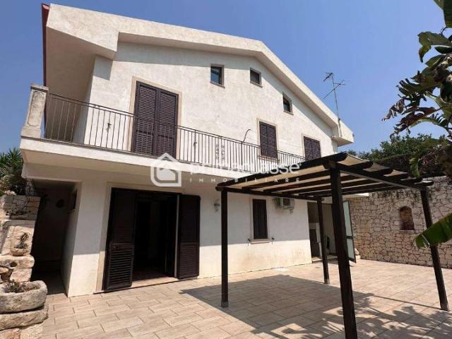 Villa unifamiliare in vendita a Modica