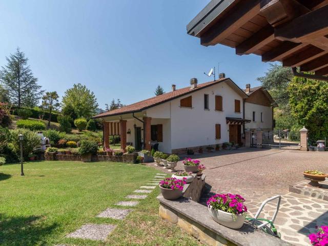Villa unifamiliare in vendita a Monte San Pietro