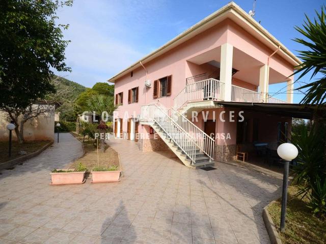 Villa unifamiliare in vendita a Alghero
