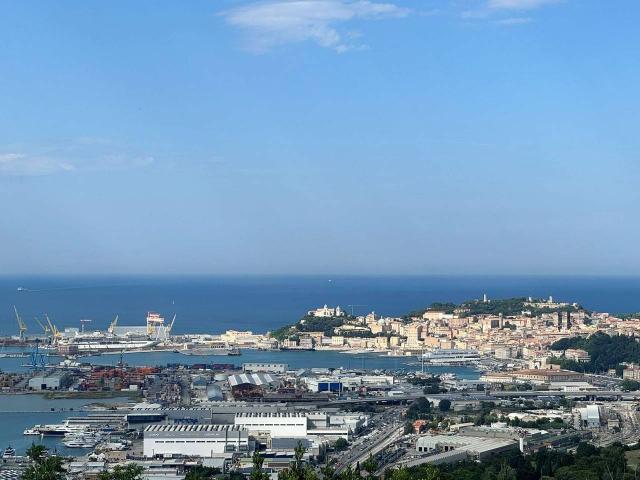Villa unifamiliare in vendita a Ancona