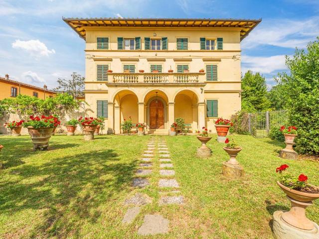 Villa unifamiliare in vendita a Arezzo