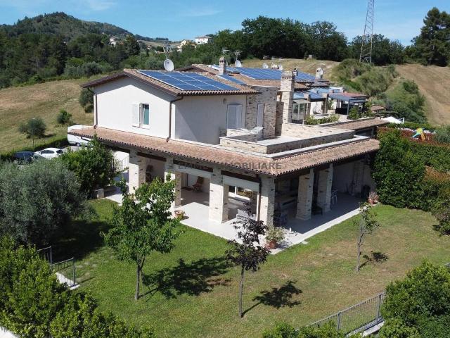 Villa unifamiliare in vendita a Ascoli Piceno