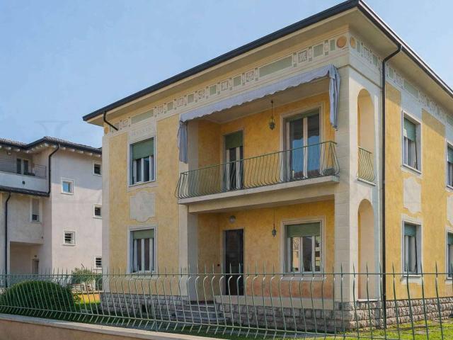 Villa unifamiliare in vendita a Brescia