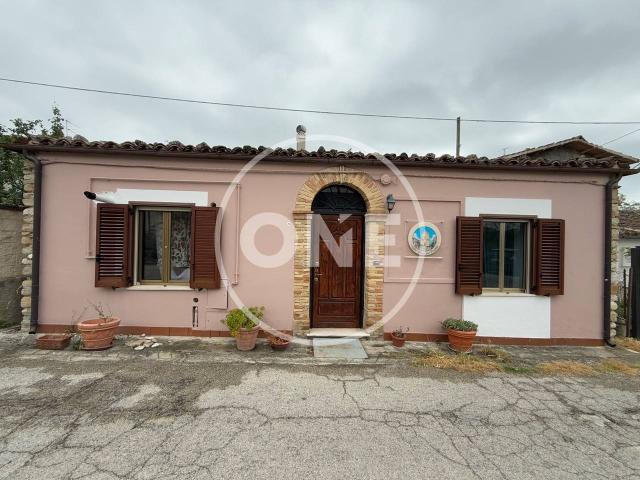 Villa unifamiliare in vendita a Catignano