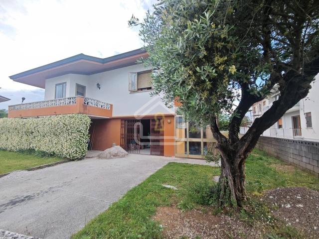Villa unifamiliare in vendita a Codroipo