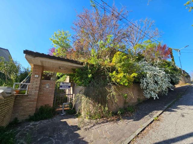 Villa unifamiliare in vendita a Colli al Metauro