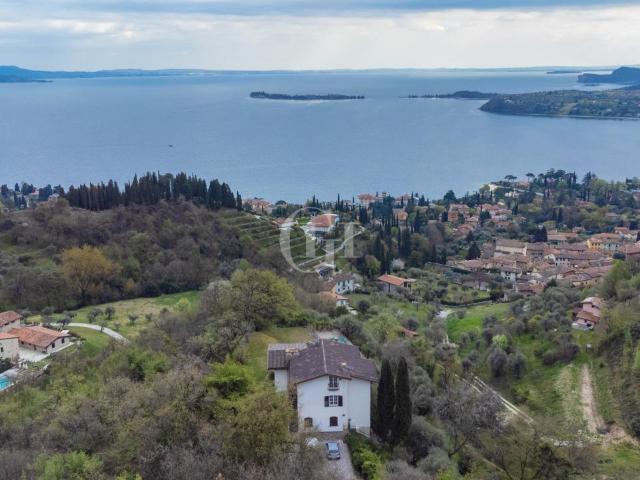 Villa unifamiliare in vendita a Gardone Riviera