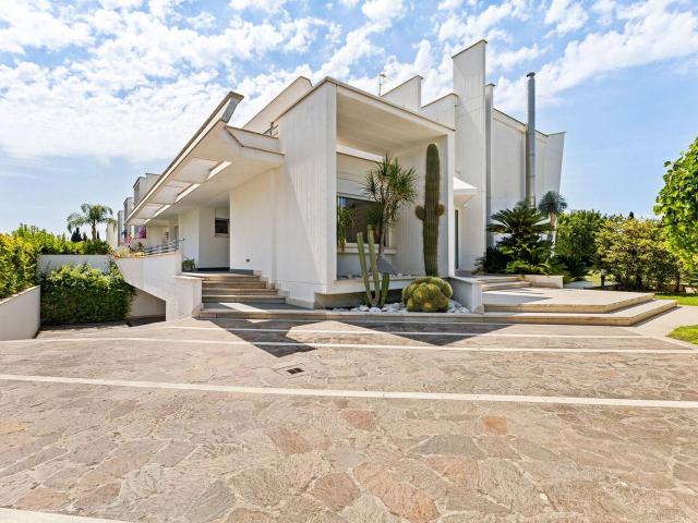 Villa unifamiliare in vendita a Latina