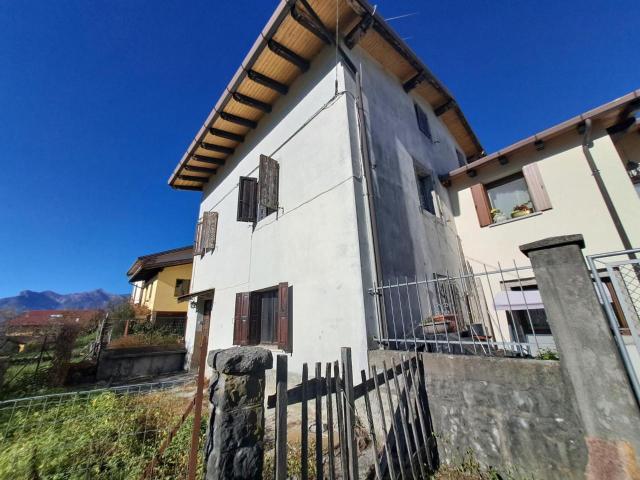 Villa unifamiliare in vendita a Lauco