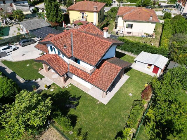 Villa unifamiliare in vendita a Pasiano Di Pordenone