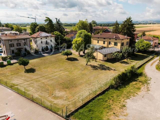 Villa unifamiliare in vendita a Parma