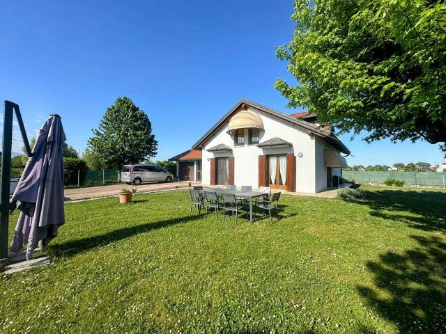 Villa unifamiliare in vendita a Pordenone