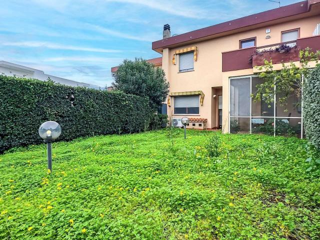 Villa unifamiliare in vendita a Quartu Sant'Elena