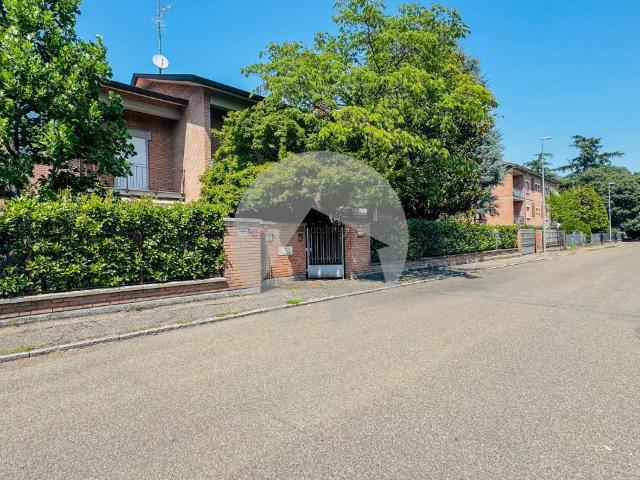 Villa unifamiliare in vendita a Reggio Emilia