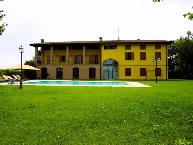 Villa unifamiliare in vendita a Reggio Emilia
