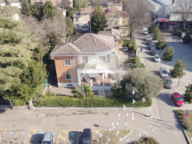 Villa unifamiliare in vendita a Reggio Emilia